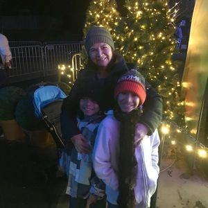 Meet your Posher, Aura